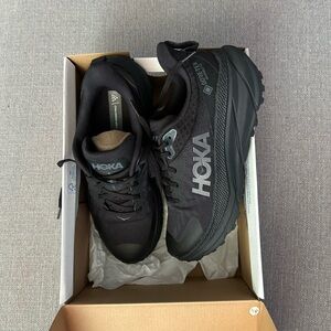 HOKA Challenger 7 GTX SZ 9